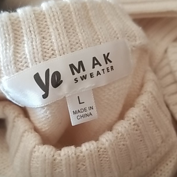 BOGO SALE🛍 ❤Cosy Sweetheart Sweater - Picture 8 of 12